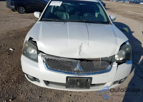 2011 Mitsubishi Galant Es/Se z USA, uszkodzony, nr VIN 4A32B3FF8BE014845
